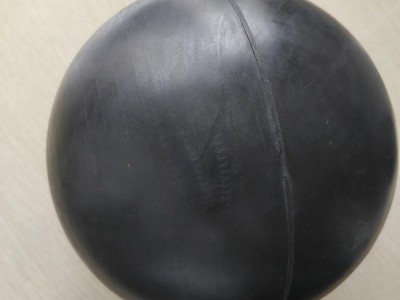 厂家直销橡胶球  天然橡胶球 宠物橡胶球 工业橡胶球