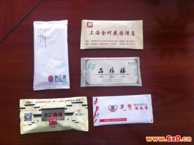 河南新乡全自动枕式包装机 机械手口罩包装机防护口罩包装机