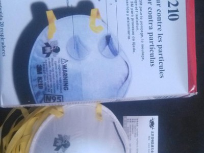 3M 8210防极细粉尘口罩PM2.5 工业滤尘喷漆口罩防尘口罩防毒口罩